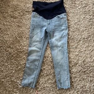 Women's light wash Maternity Jeans
